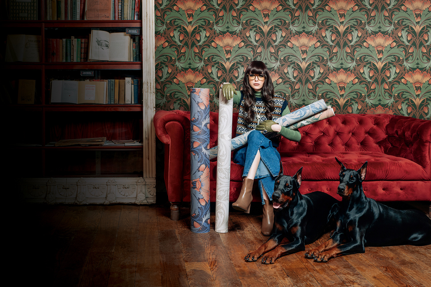 Новинка в ассортименте: флизелиновые обои и панно Loymina «Шервуд»