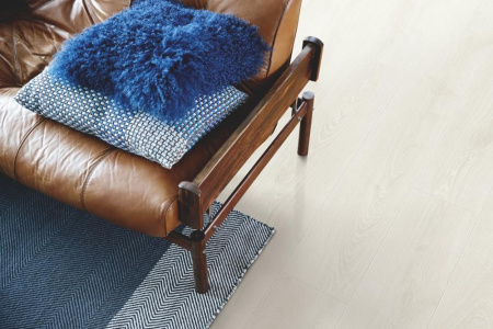 Ламинат Pergo Skara 12 pro L1250-03866 Морозный белый дуб  (1,311 м2)