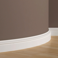 Плинтус напольный из полиуретана 1.53.107 Европласт