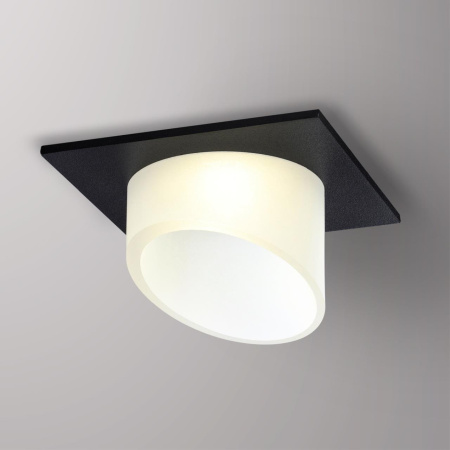 Встраиваемый светильник NovoTech LIRIO GU10 9W 370898 SPOT