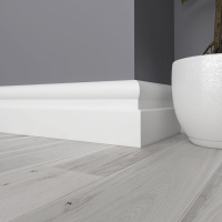 Плинтус напольный из ЛДФ Ultrawood  Base 0010 (2440 x 127 x 25 мм.)