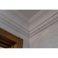 C301 Карниз Orac Decor из полиуретана - Плинтус потолочный с рисунком