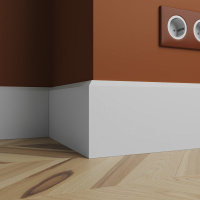 Плинтус напольный из ЛДФ Ultrawood арт. Base 0023 i (2000 x 120 x 12 мм.)